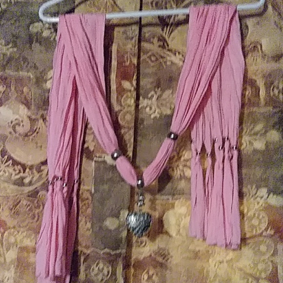 Scarf - Picture 2 of 3